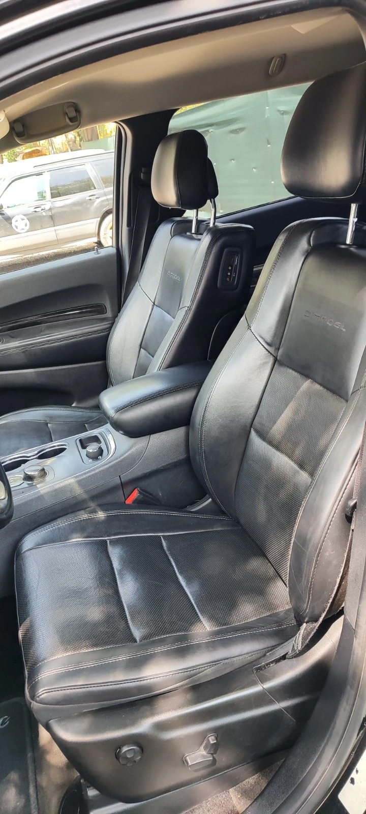 Dodge Durango 5.7 AWD, снимка 11 - Автомобили и джипове - 52216779