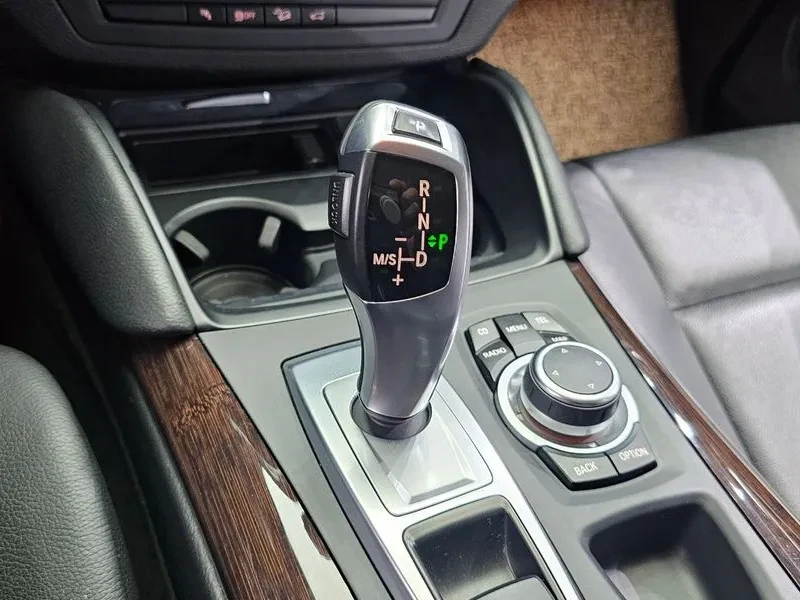 BMW X6 30D, снимка 6 - Автомобили и джипове - 55098351