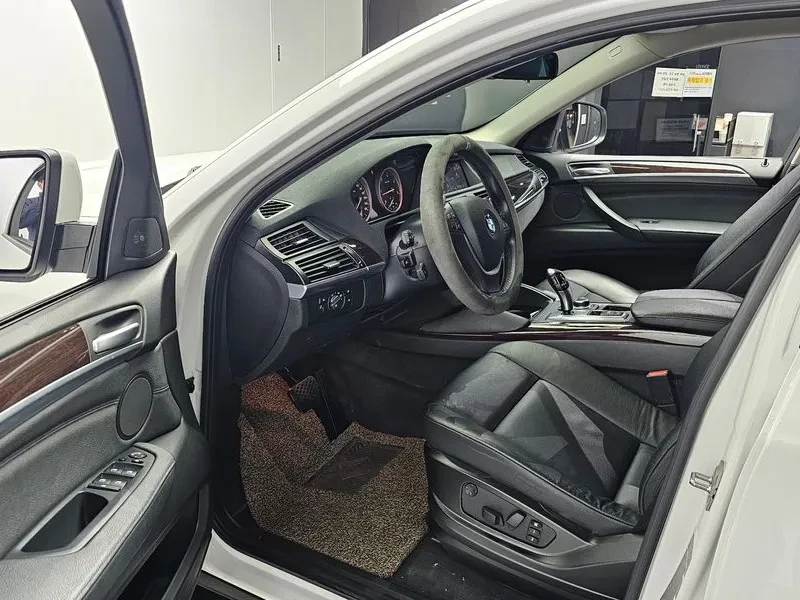 BMW X6 30D, снимка 7 - Автомобили и джипове - 55098351