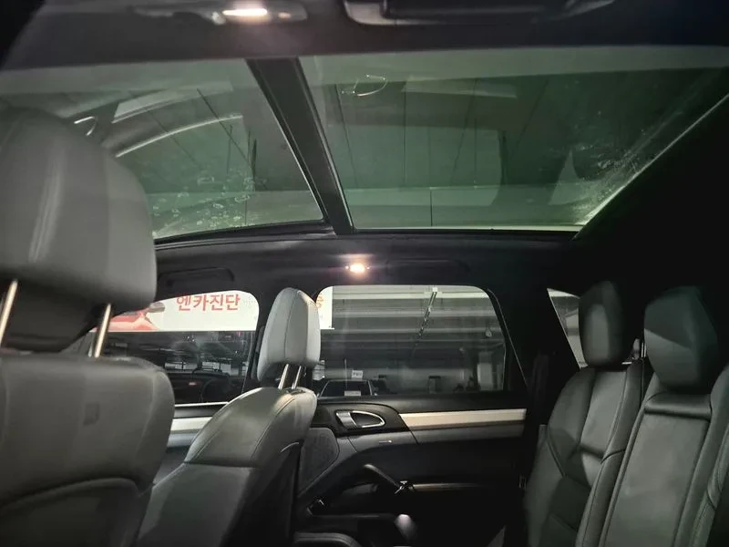 Porsche Cayenne 4.8 Turbo 958, снимка 7 - Автомобили и джипове - 56358969