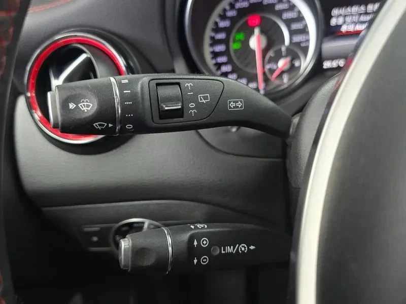 Mercedes-Benz GLA, снимка 17 - Автомобили и джипове - 56688444