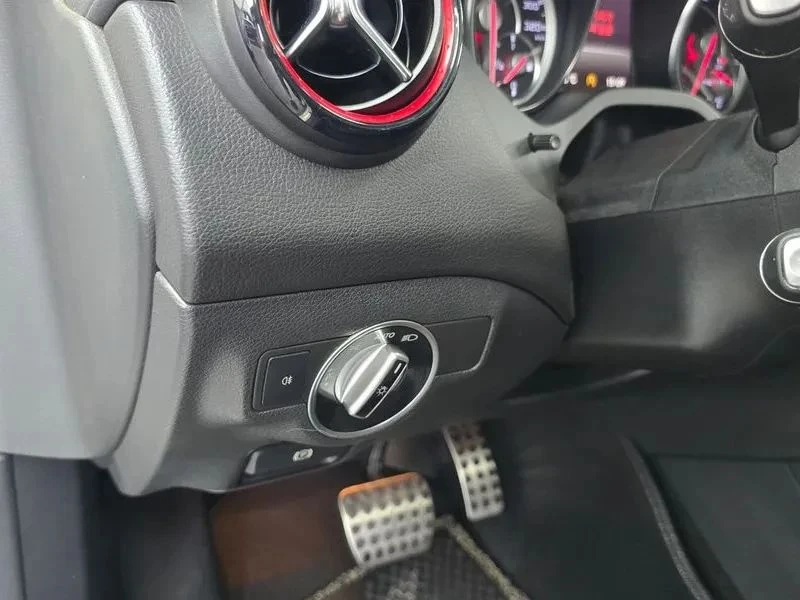 Mercedes-Benz GLA, снимка 16 - Автомобили и джипове - 56688444