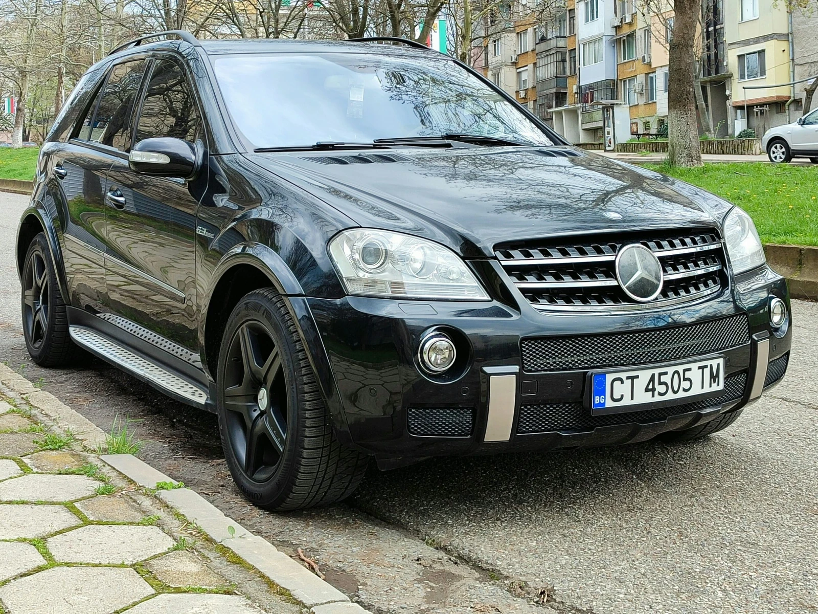 Mercedes-Benz ML 63 AMG ML63AMG - изображение 6