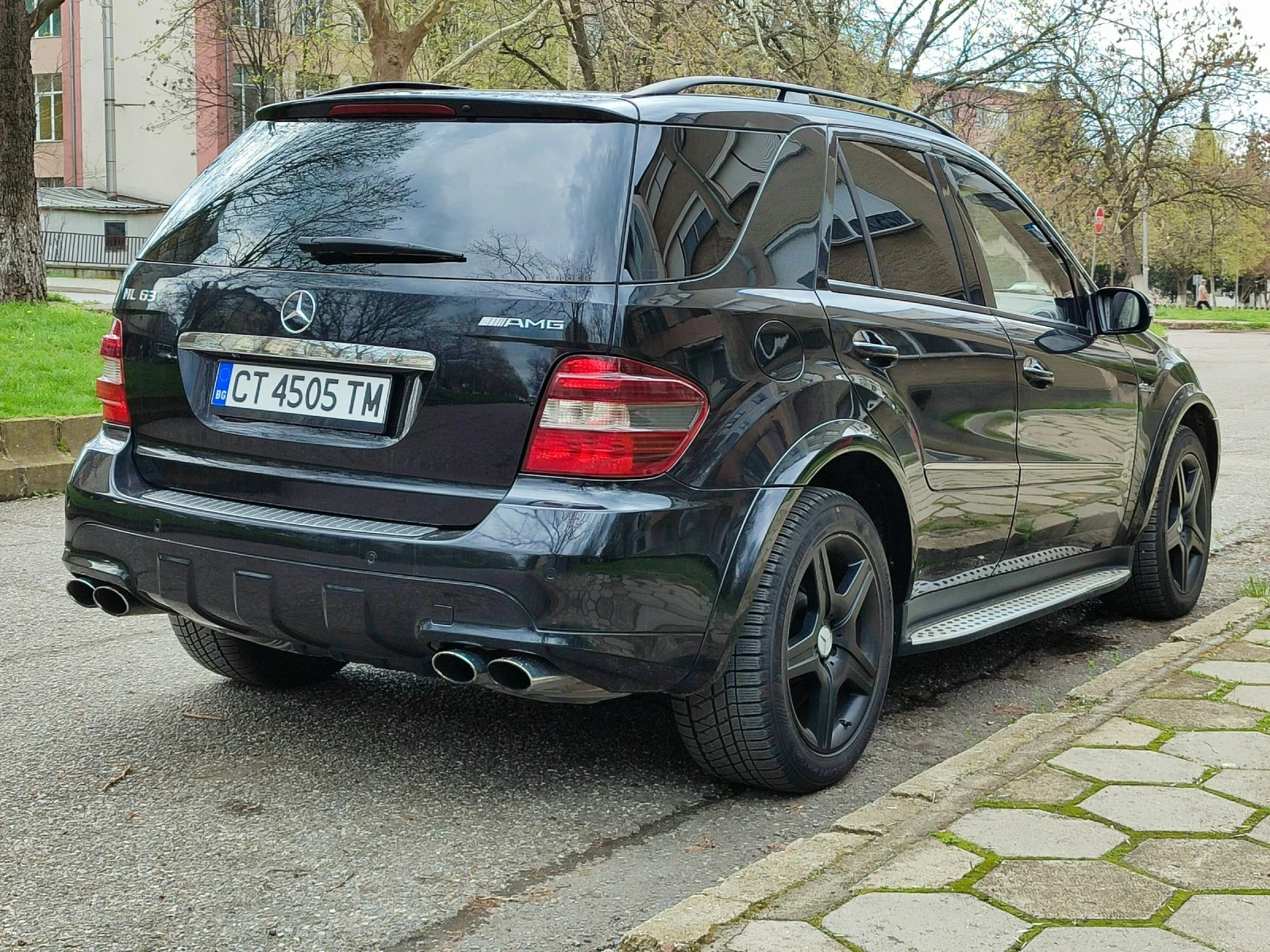 Mercedes-Benz ML 63 AMG ML63AMG - изображение 8