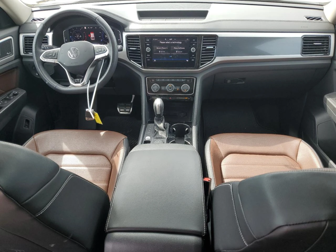 VW Atlas SEL PREMIUM R-LINE - изображение 8