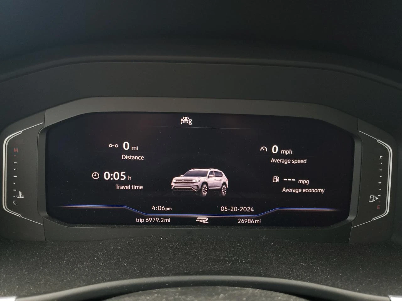 VW Atlas SEL PREMIUM R-LINE - изображение 9
