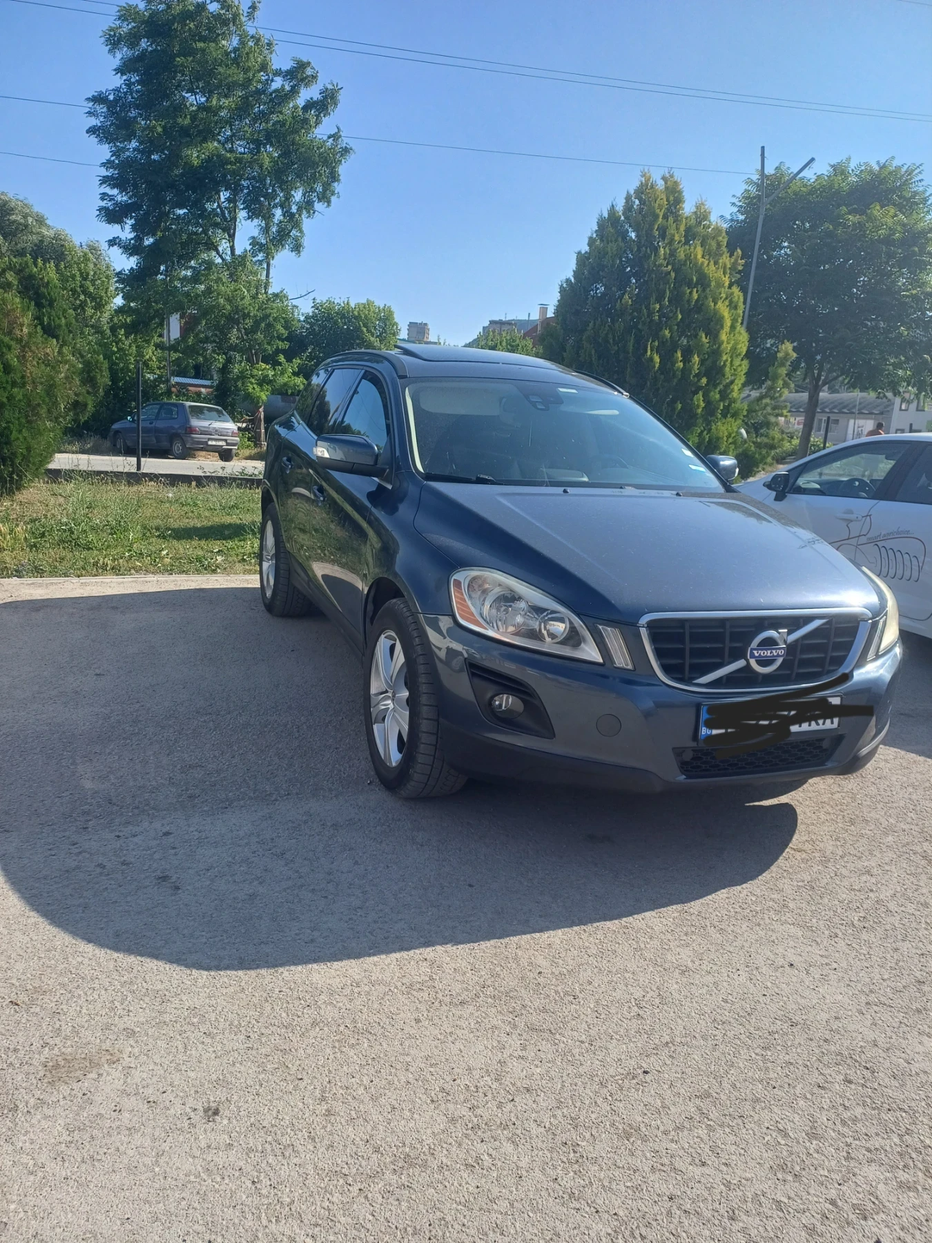 Volvo XC60 2.4d D5 - изображение 3