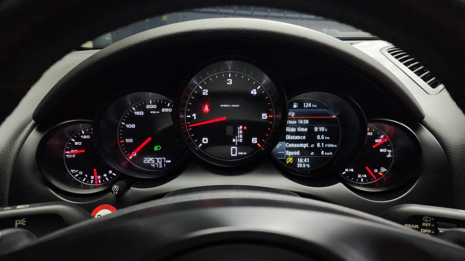 Porsche Cayenne 3.0 - изображение 7