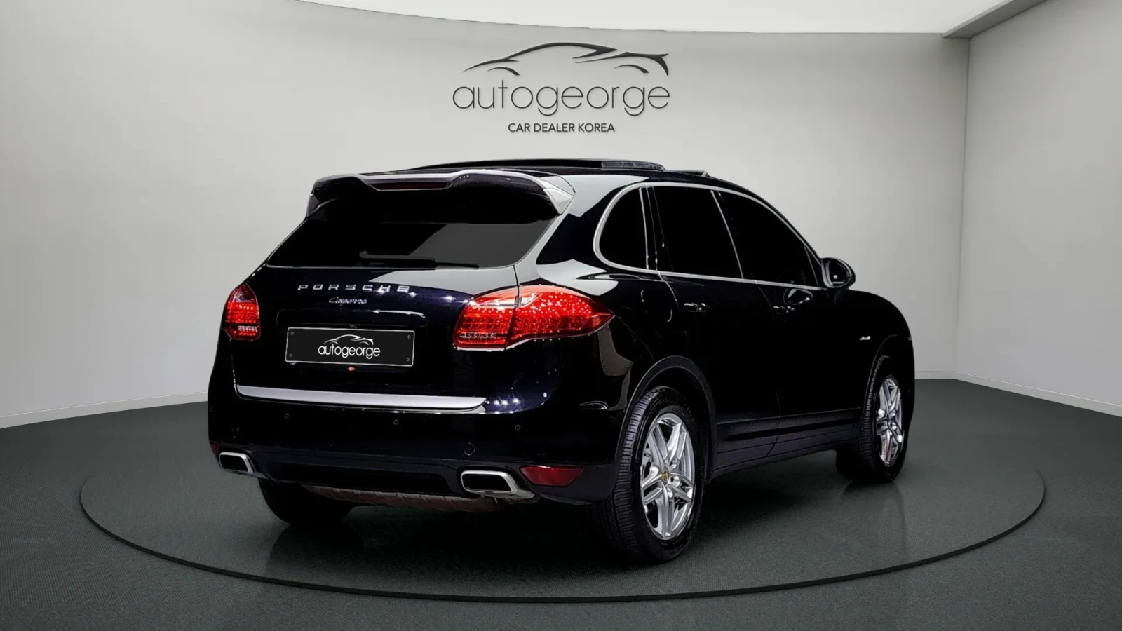 Porsche Cayenne 3.0 - изображение 2
