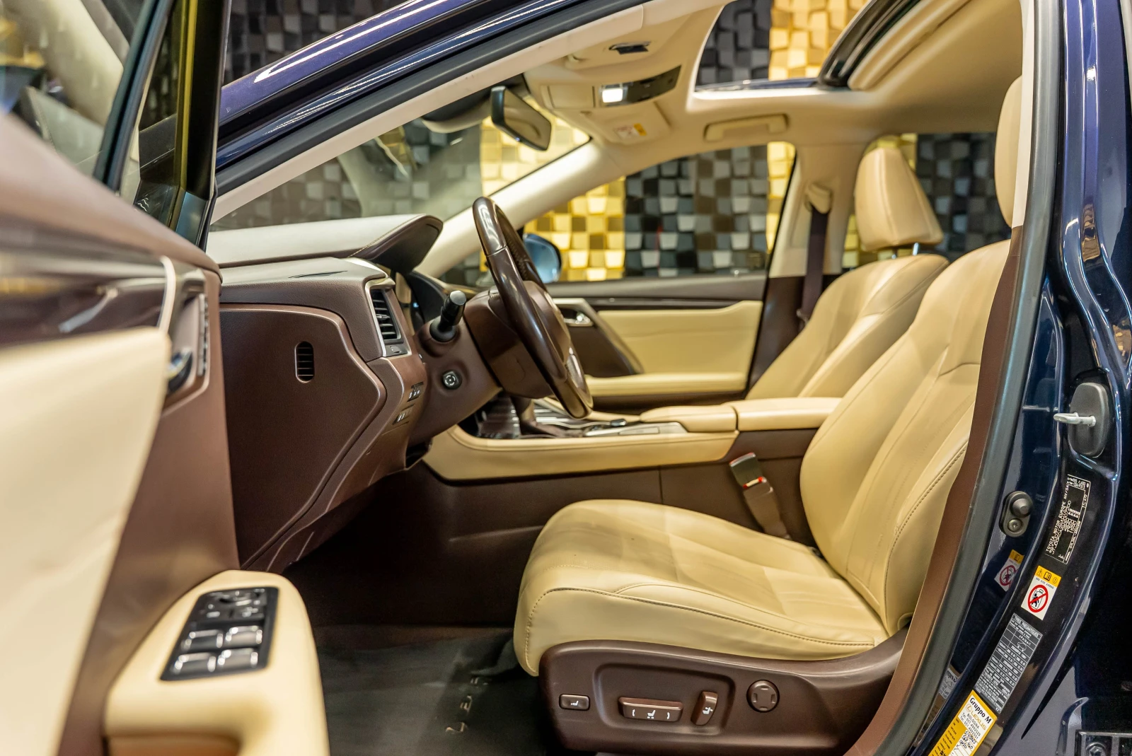 Lexus RX 450h L - изображение 7