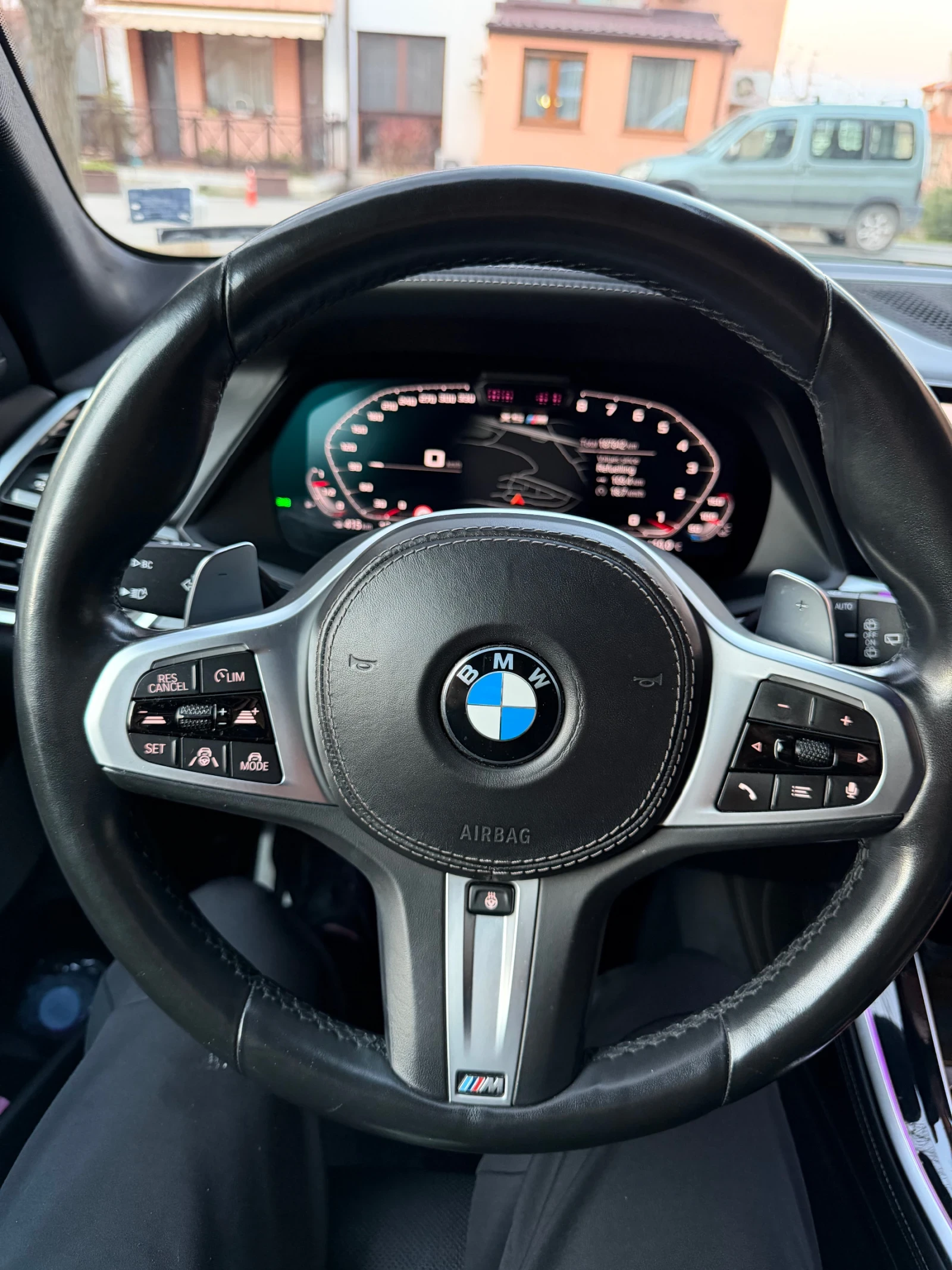 BMW X5 M40i, INDIVIDUAL, SWAROVSKI, EUROPE, снимка 7 - Автомобили и джипове - 53841007