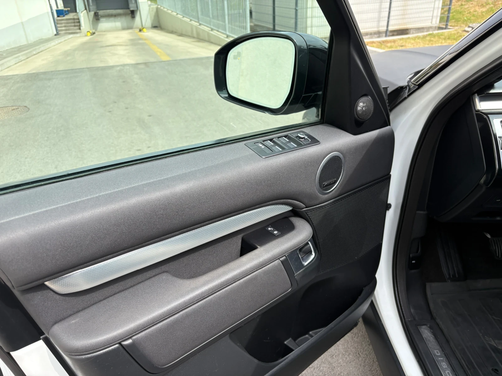 Land Rover Discovery | Mobile.bg � ����������� 15