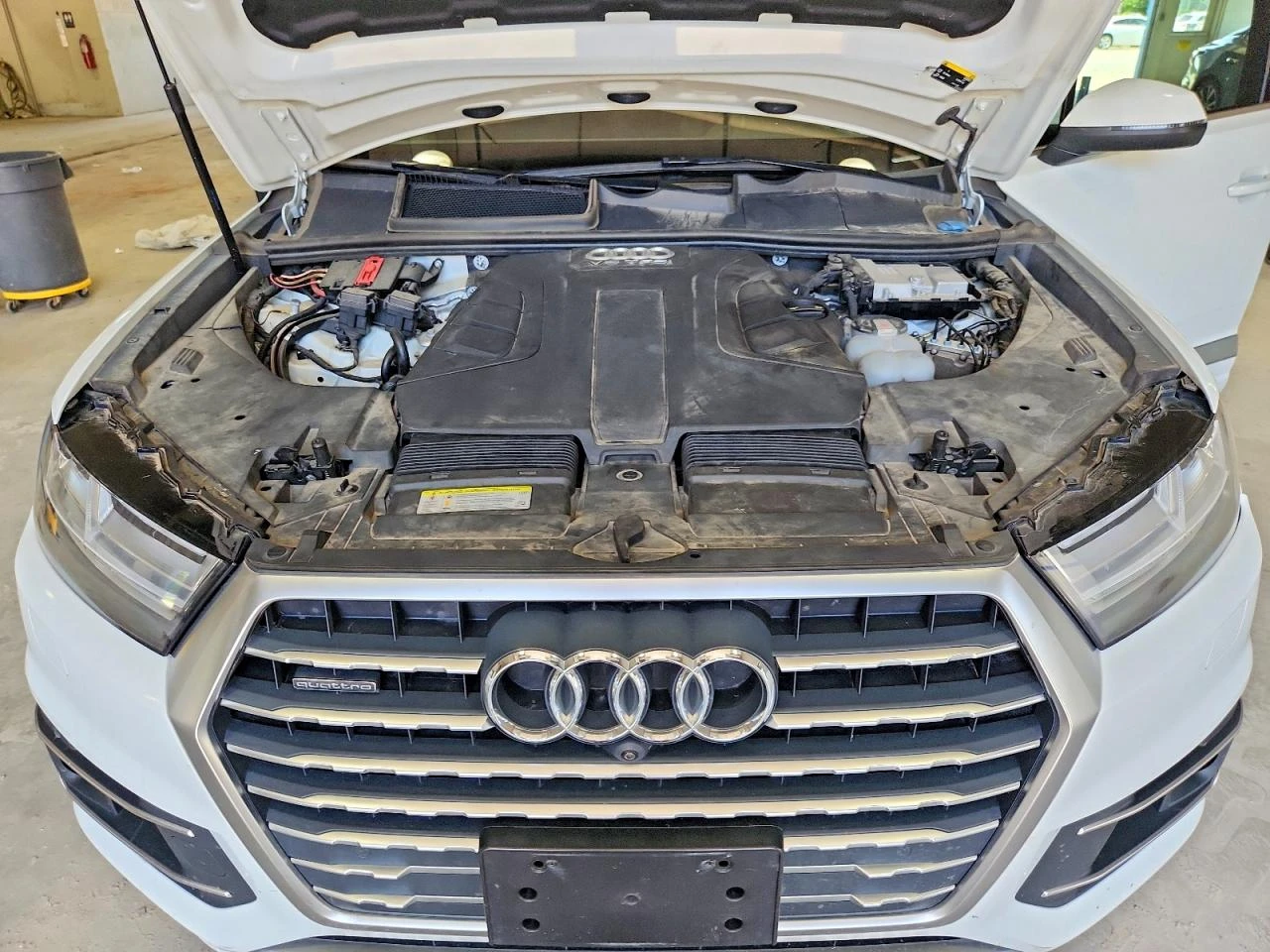 Audi Q7 * PREMIUM PLUS * CARFAX * АВТОКРЕДИТ * , снимка 12 - Автомобили и джипове - 55189029