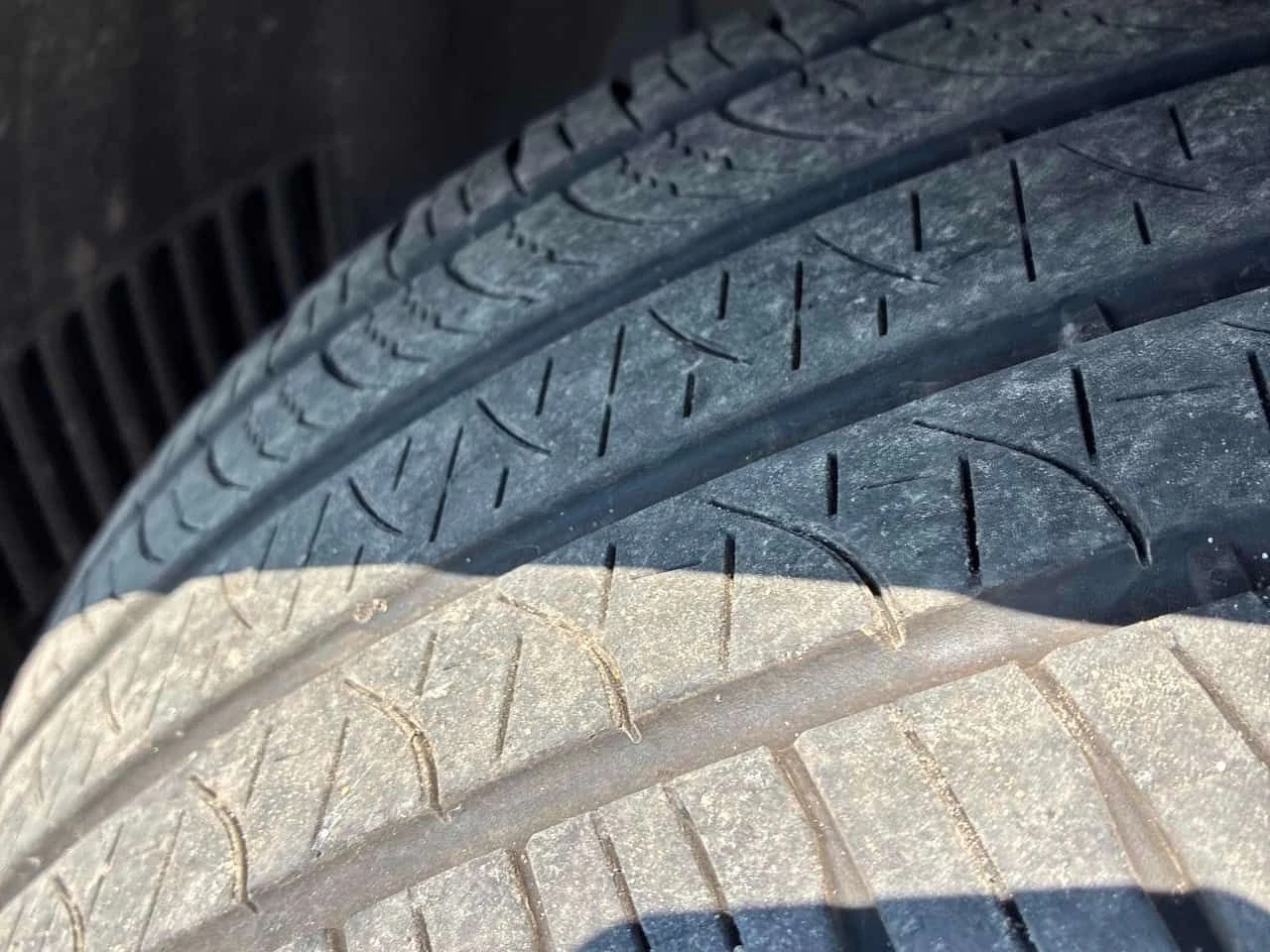 Mercedes-Benz GLS 63 AMG  * CARFAX * ОПЦИЯ ЗА ФИНАНСИРАНЕ , снимка 12 - Автомобили и джипове - 55303600