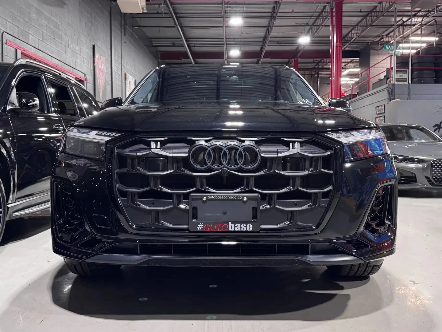 Audi Q7 TECHNIK S LINE Цена до България & АвтоКредит, снимка 2 - Автомобили и джипове - 56145844