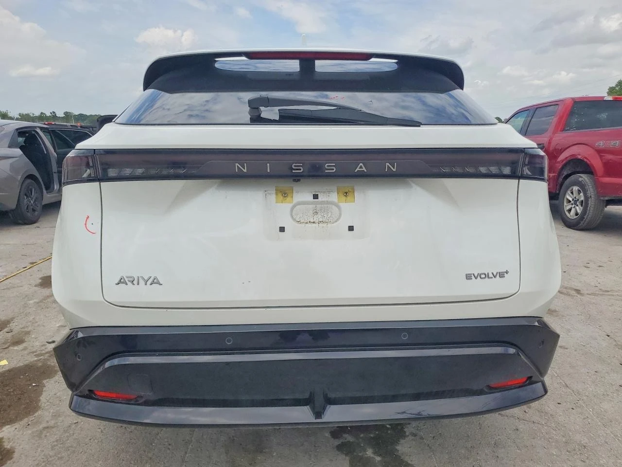 Nissan Ariya EVOLVE+ , снимка 5 - Автомобили и джипове - 56325308