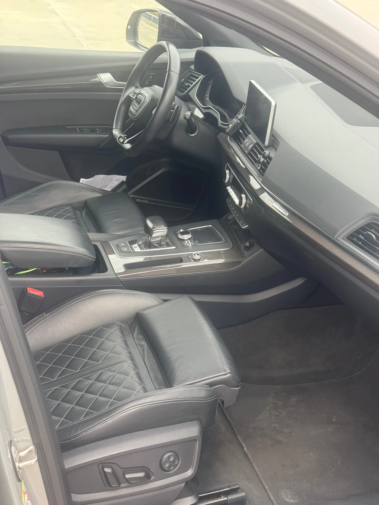 Audi SQ5, снимка 12 - Автомобили и джипове - 56331583