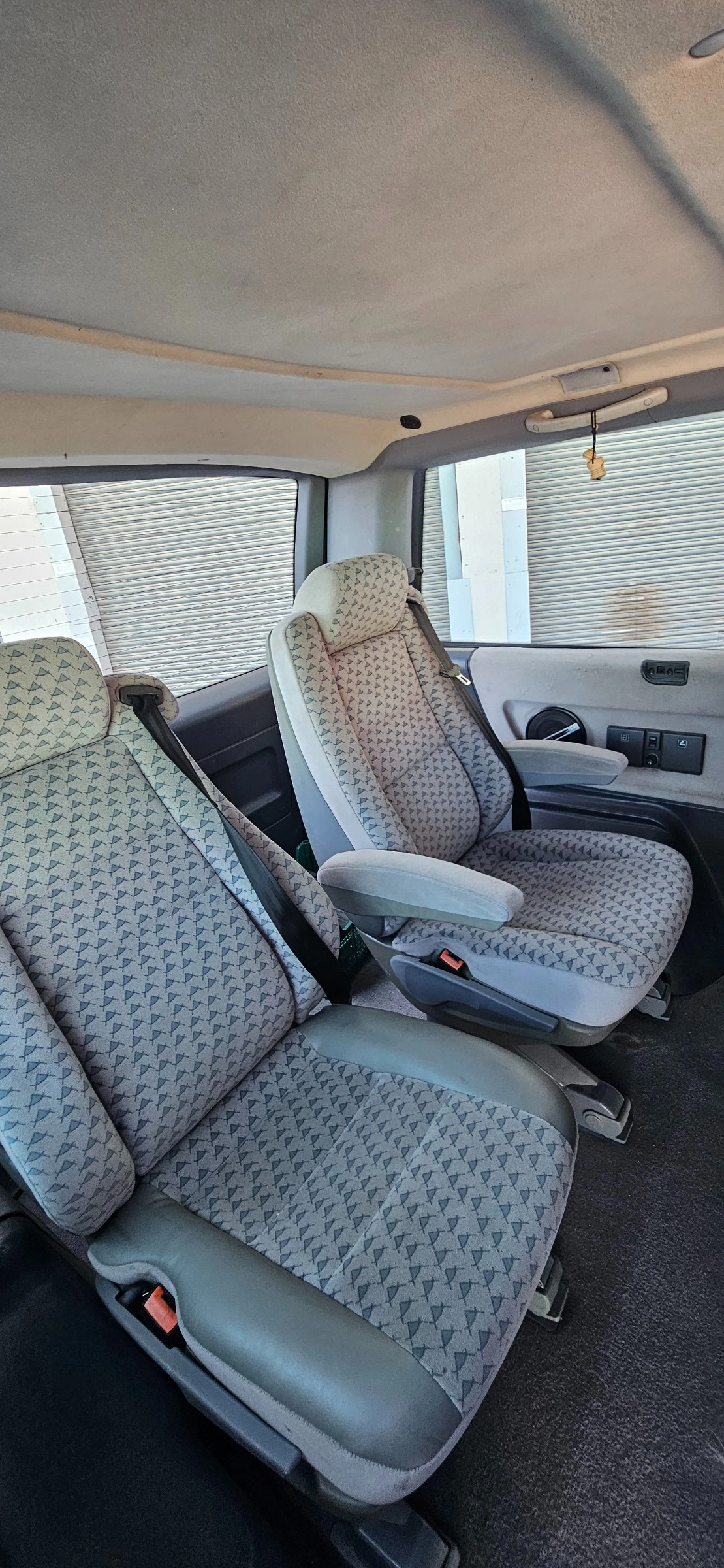 Mercedes-Benz Vito V200, снимка 17 - Бусове и автобуси - 55961501
