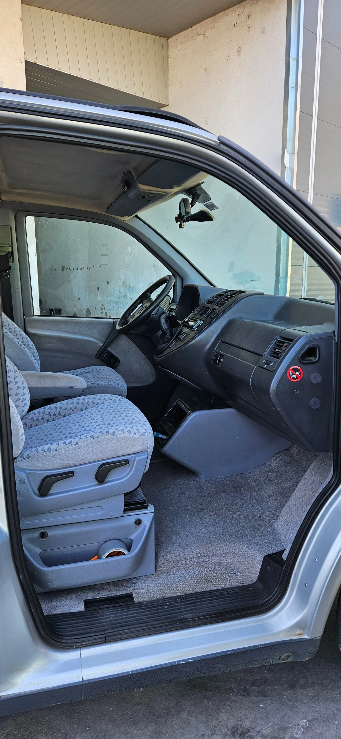 Mercedes-Benz Vito V200, снимка 15 - Бусове и автобуси - 55961501