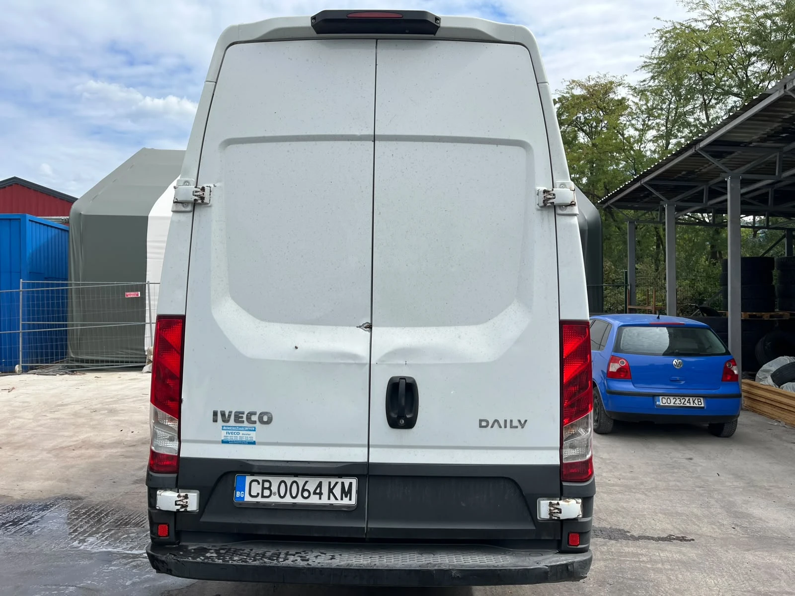 Iveco Daily, снимка 5 - Бусове и автобуси - 56083791