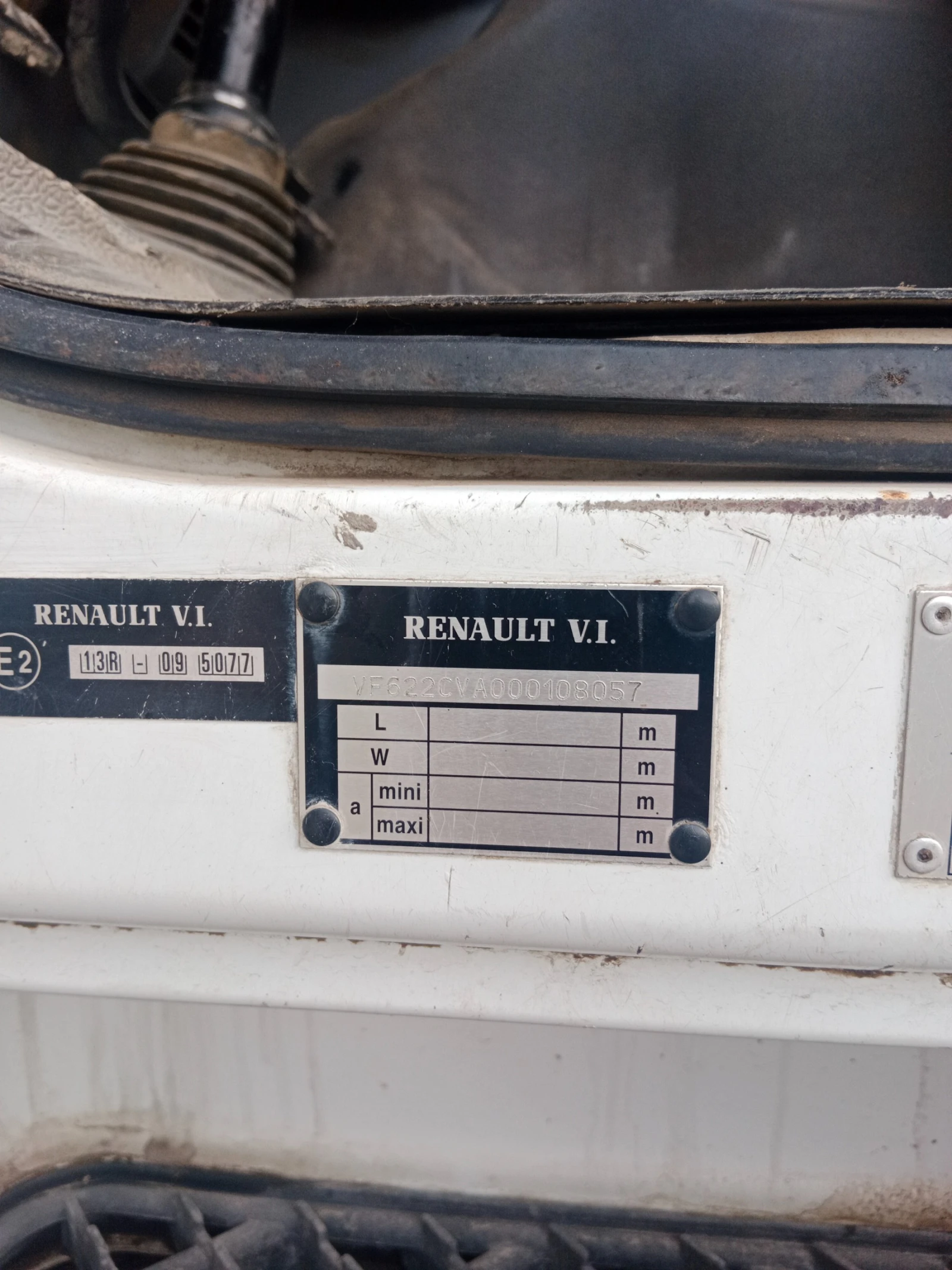 Renault Premium  - изображение 7