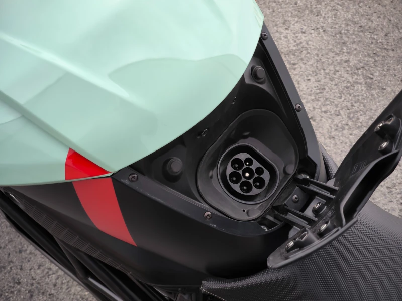 Zero SR-F, снимка 7 - Мотоциклети и мототехника - 51909432