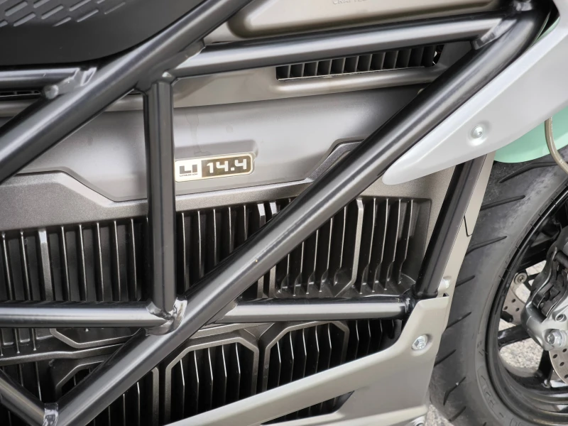 Zero SR-F, снимка 5 - Мотоциклети и мототехника - 51909432