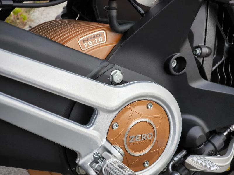 Zero SR-F, снимка 10 - Мотоциклети и мототехника - 51909432