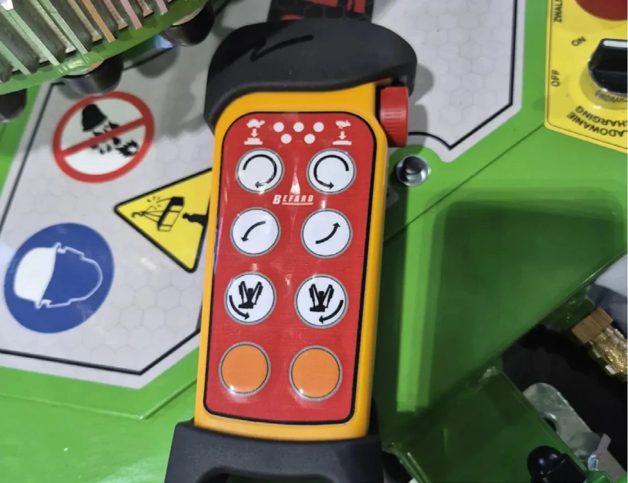Допълнително оборудване Друг вид Вакуумен хващач Befard HGT 1200, 1200кг кг - нов, снимка 4 - Индустриална техника - 55047519