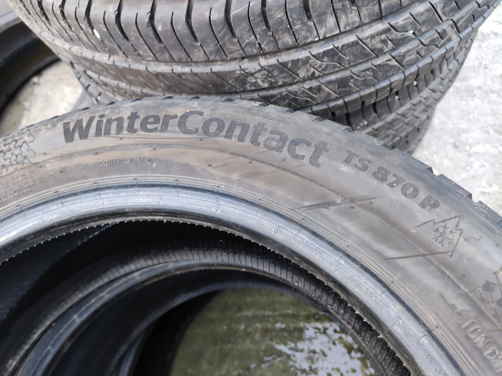 Гуми Зимни 205/55R17, снимка 5 - Гуми и джанти - 55496895