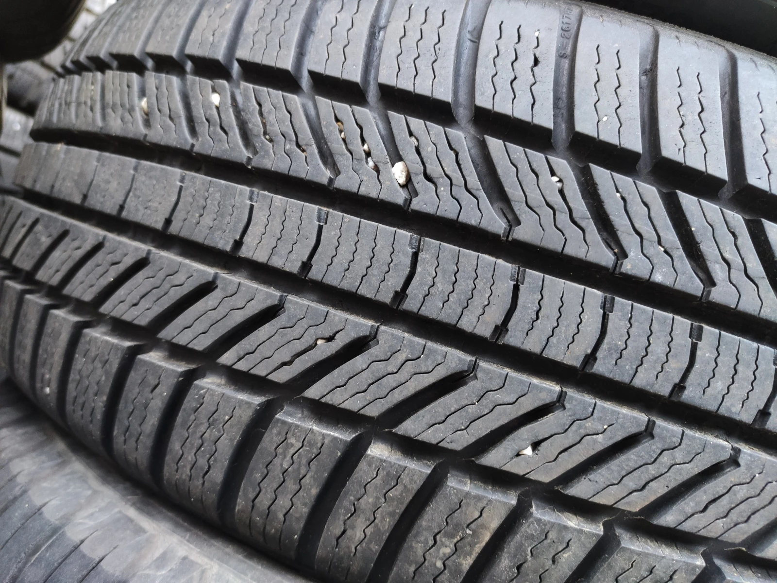 Гуми Зимни 205/55R17