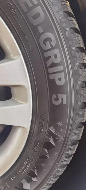 Skoda Octavia 1.6 tdi 105 ks diesel 4x4 2010 g veche rgistrirana, снимка 9