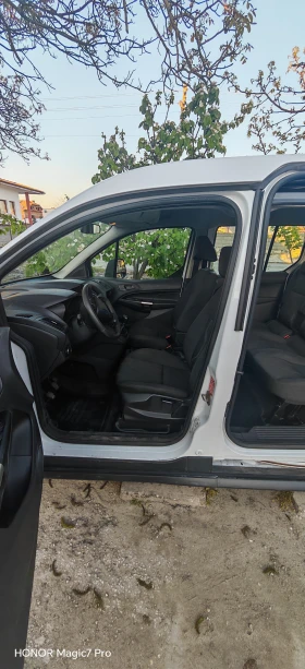 Ford Tourneo Connect Обслуж* ТОП* 1.6TDCI(116к.с), снимка 10