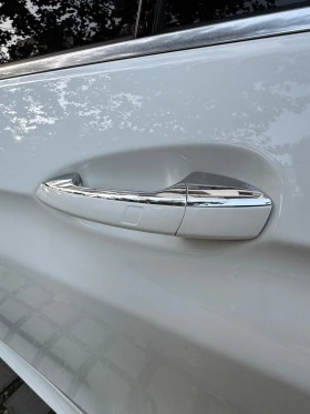 Mercedes-Benz E 350 Генерация / Напълно обслужена, снимка 12
