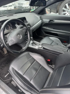 Mercedes-Benz E 200 Топ, снимка 4