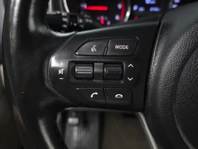 Kia Carnival 2.2D 9-Seater Luxury, снимка 17