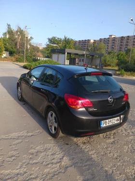 Opel Astra J 1.3 DTE 95HP, снимка 3