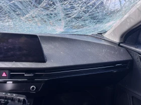 Kia EV6, снимка 7 - Автомобили и джипове - 53697657