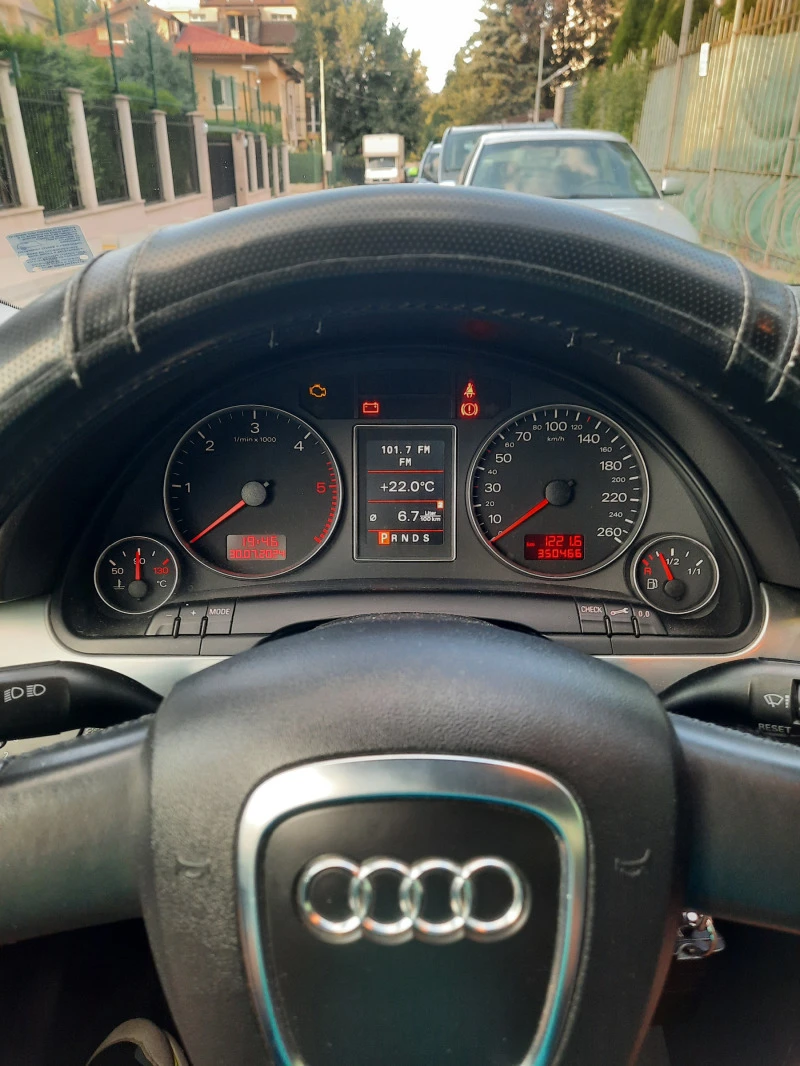 Audi A4, снимка 6 - Автомобили и джипове - 46779339