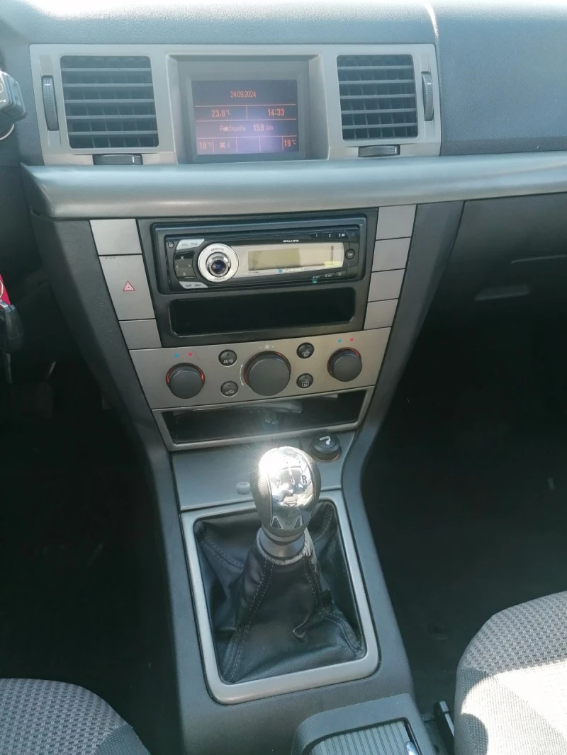 Opel Vectra 2.2i, снимка 11 - Автомобили и джипове - 47347204