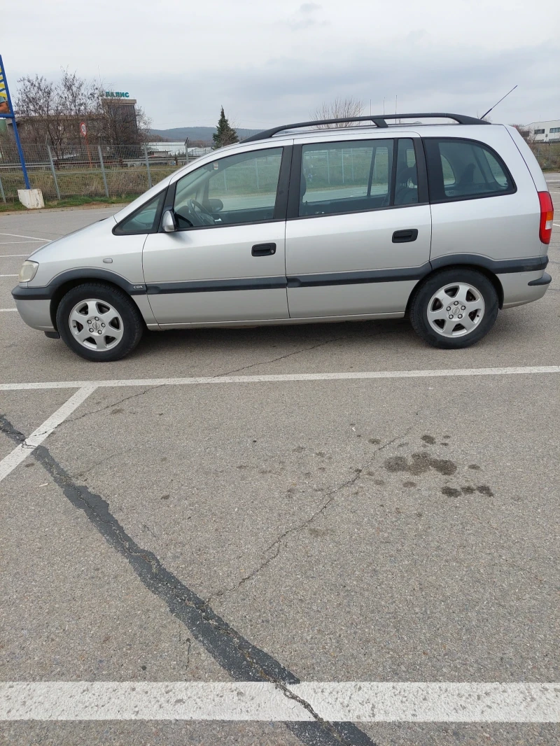 Opel Zafira, снимка 2 - Автомобили и джипове - 49547441