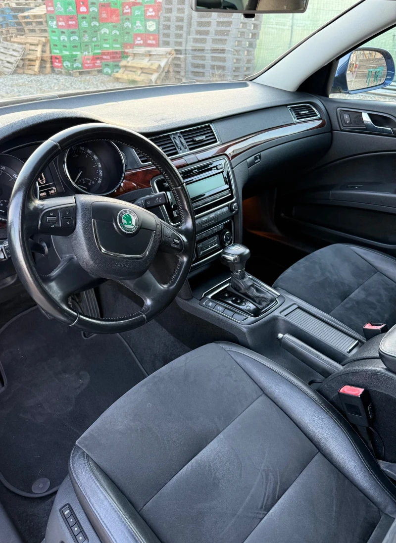 Skoda Superb 1.8, снимка 9 - Автомобили и джипове - 51909398