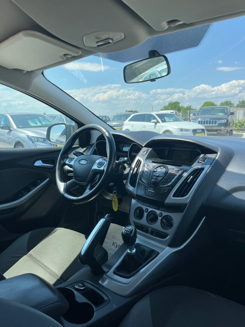 Ford Focus 1.6 TDCi, снимка 8 - Автомобили и джипове - 50997090