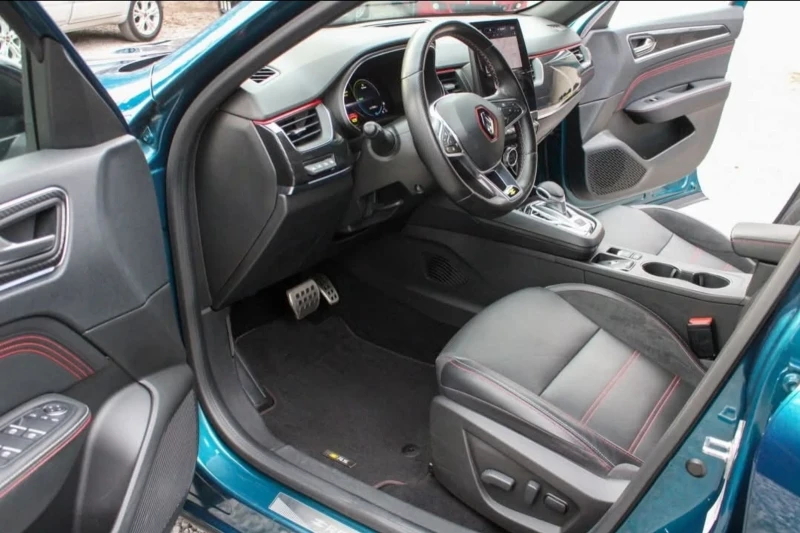 Renault Arkana 1.6 E TECH / RS LINE / WARRANTY/ FULL OPTION, снимка 9 - Автомобили и джипове - 51699753