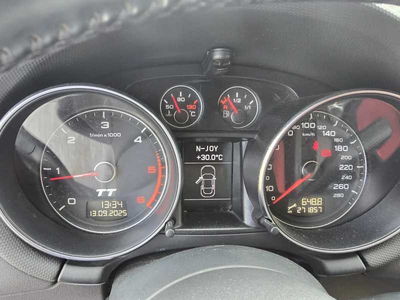 Audi Tt 2.0TDI QUATRO , снимка 15 - Автомобили и джипове - 51703445