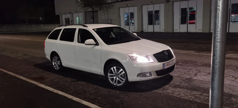 Skoda Octavia 1.6 tdi 105 ks diesel 4x4 2010 g, снимка 2 - Автомобили и джипове - 52630356