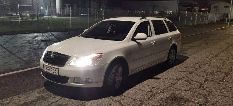 Skoda Octavia 1.6 tdi 105 ks diesel 4x4 2010 g, снимка 4 - Автомобили и джипове - 52630356