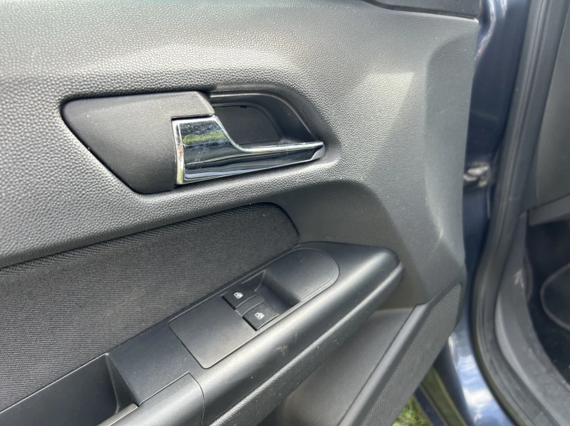 Opel Astra 1.7CDTI SW Cosmo, снимка 8 - Автомобили и джипове - 52798397