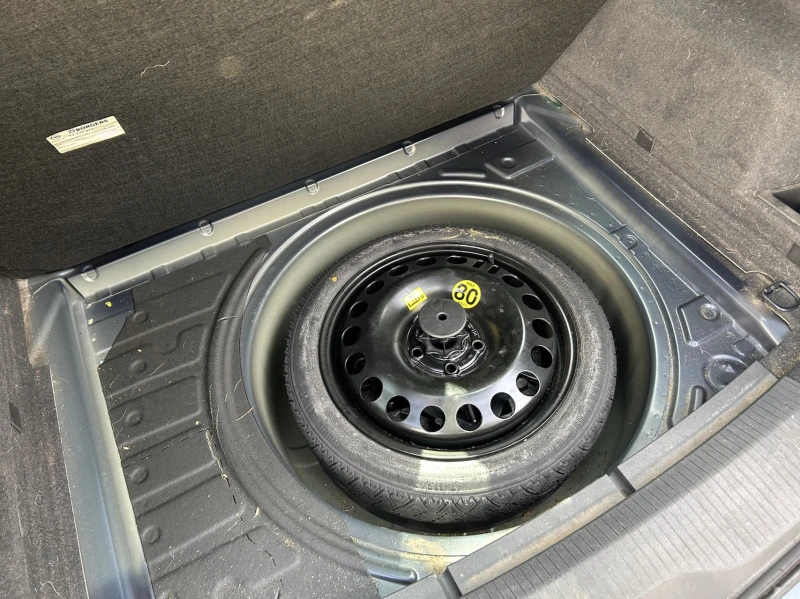 Opel Astra 1.7CDTI SW Cosmo, снимка 13 - Автомобили и джипове - 52798397