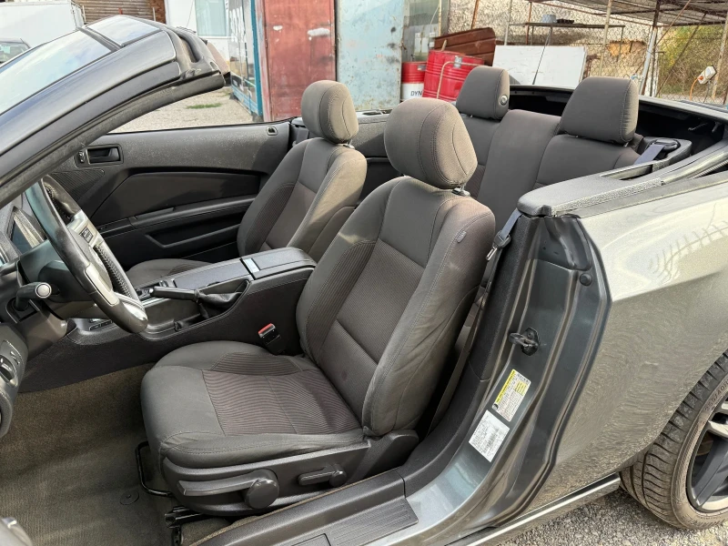 Ford Mustang, снимка 14 - Автомобили и джипове - 52947601